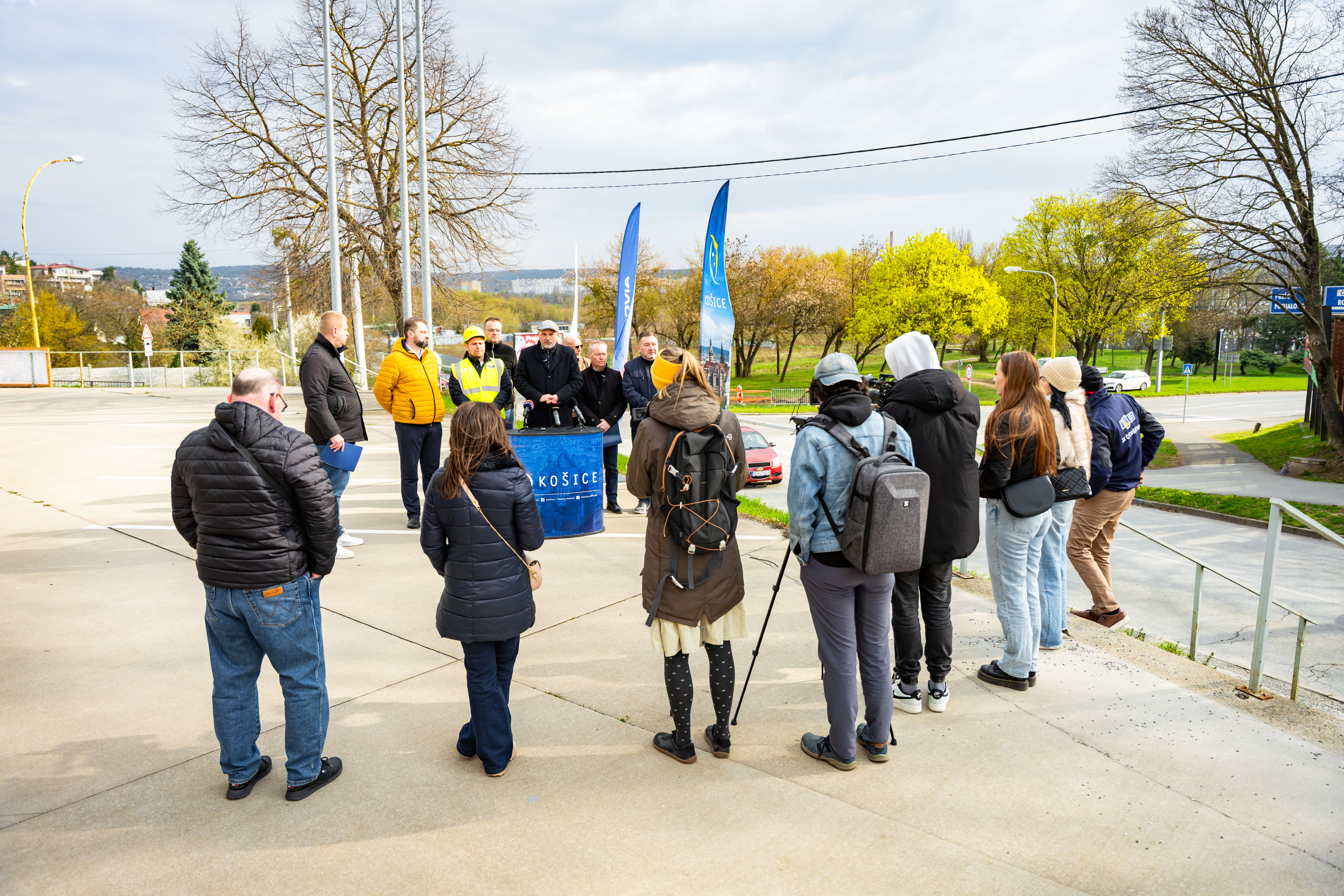 Tlacovy brifing k realizacii okruznej krizovatky na Kostolianskej ceste -1-3